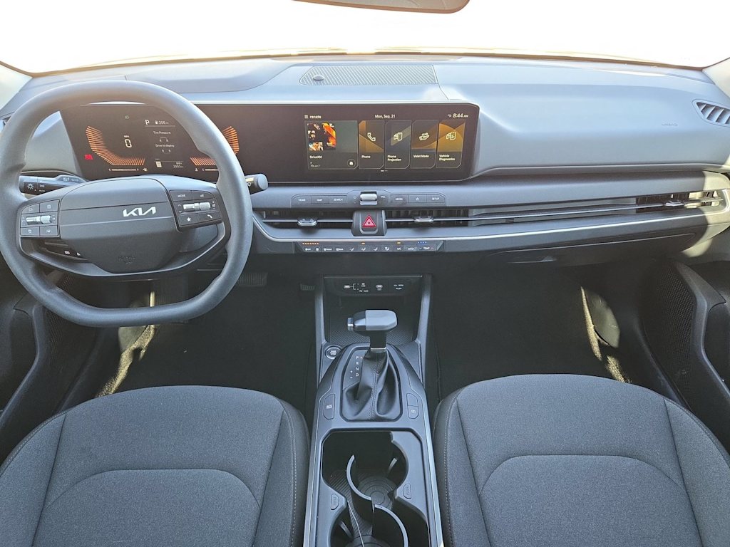 Thumbnail: 2025 Kia K4 - 10