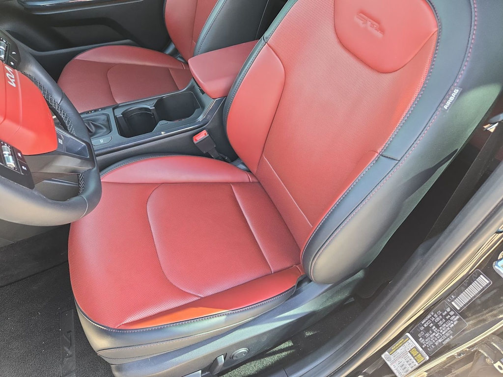 Thumbnail: 2025 Kia K4 - 10