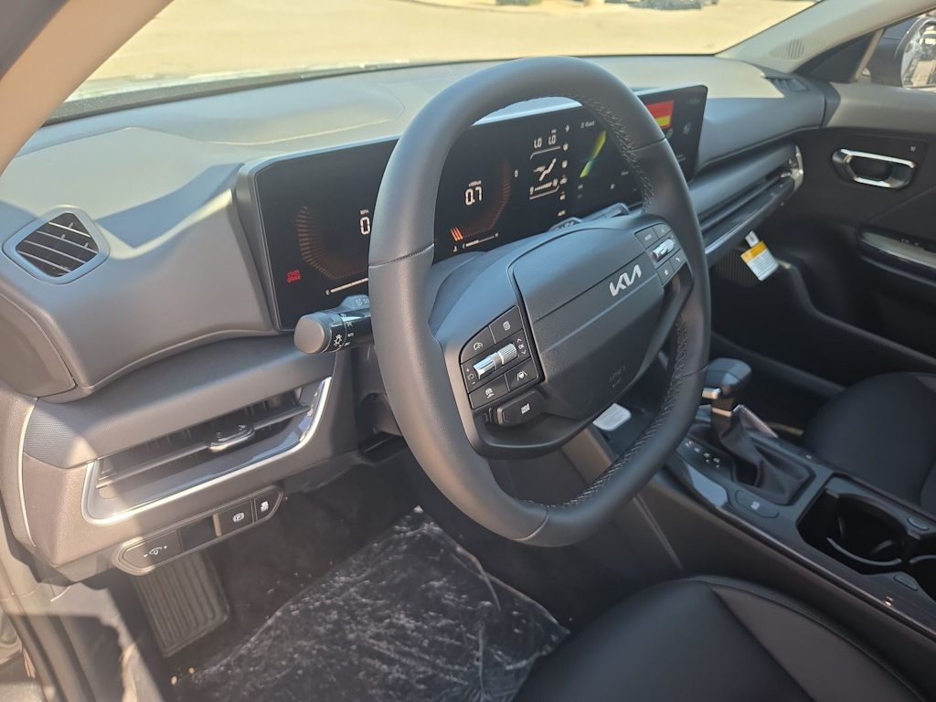 Thumbnail: 2026 Kia K4 - 2