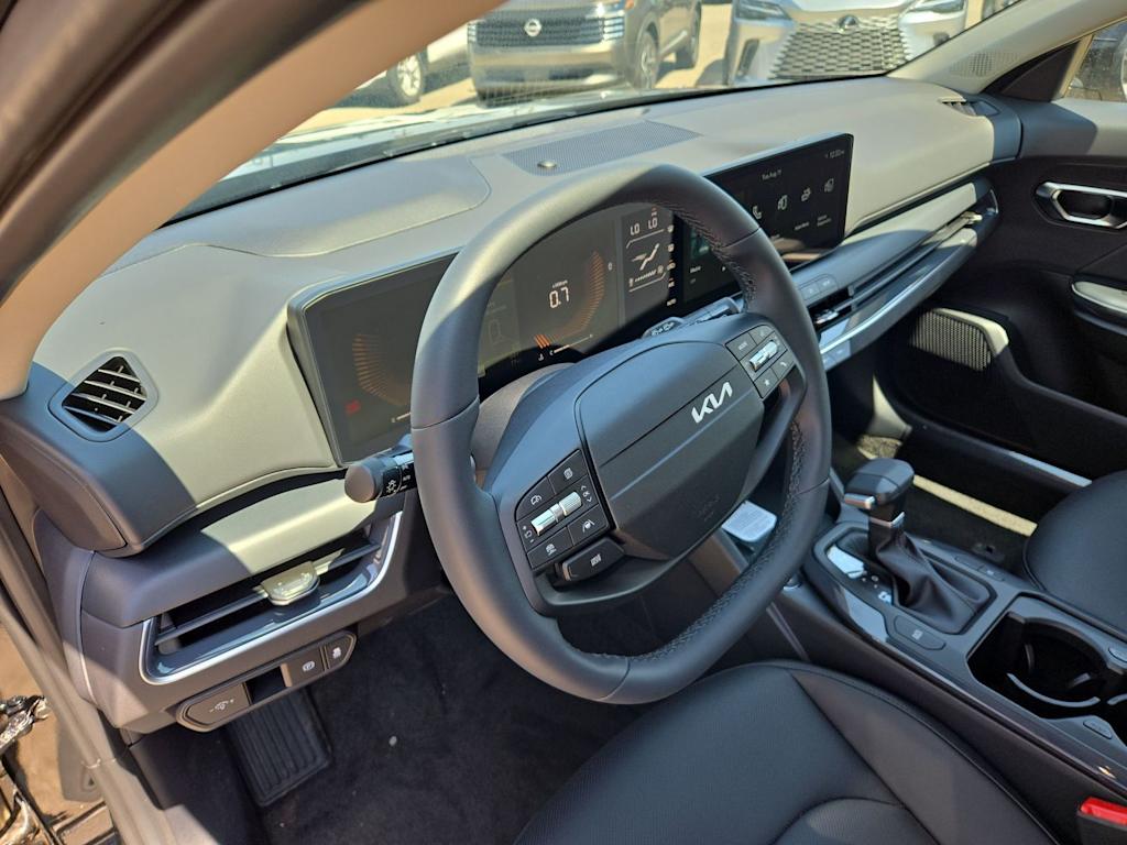 Thumbnail: 2026 Kia K4 - 2