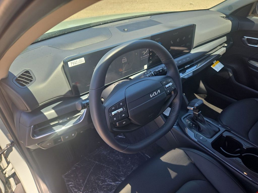 Thumbnail: 2026 Kia K4 - 2