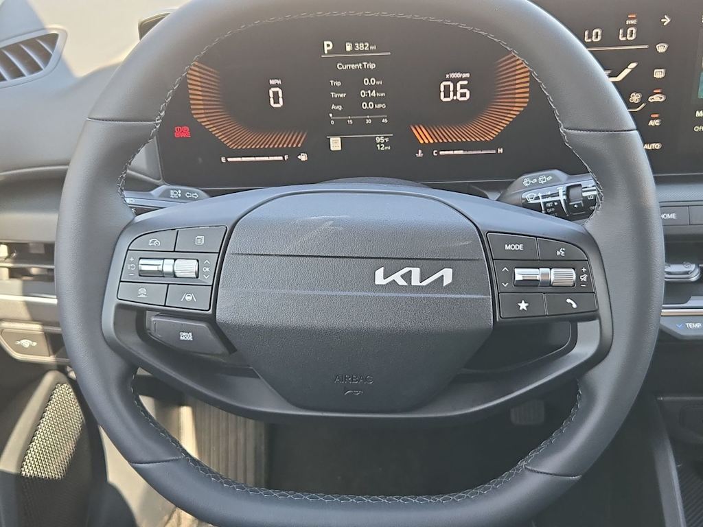 Thumbnail: 2026 Kia K4 - 14