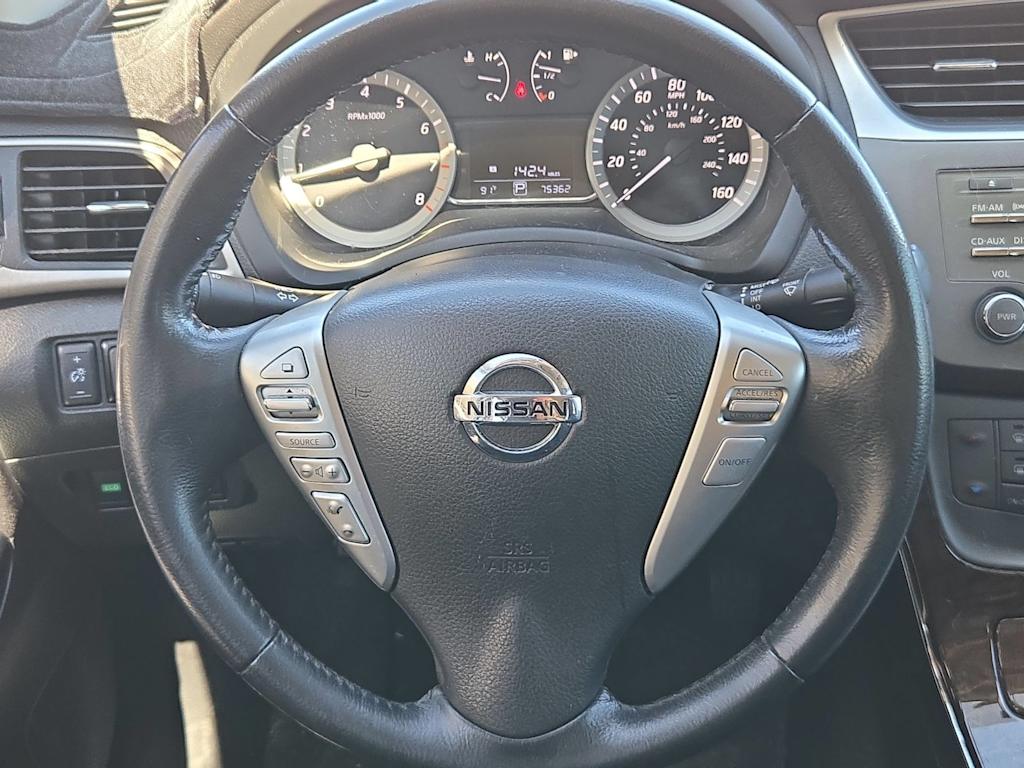 Thumbnail: 2013 Nissan Sentra - 12