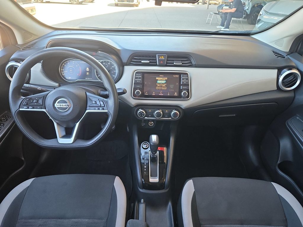 Thumbnail: 2020 Nissan Versa - 9