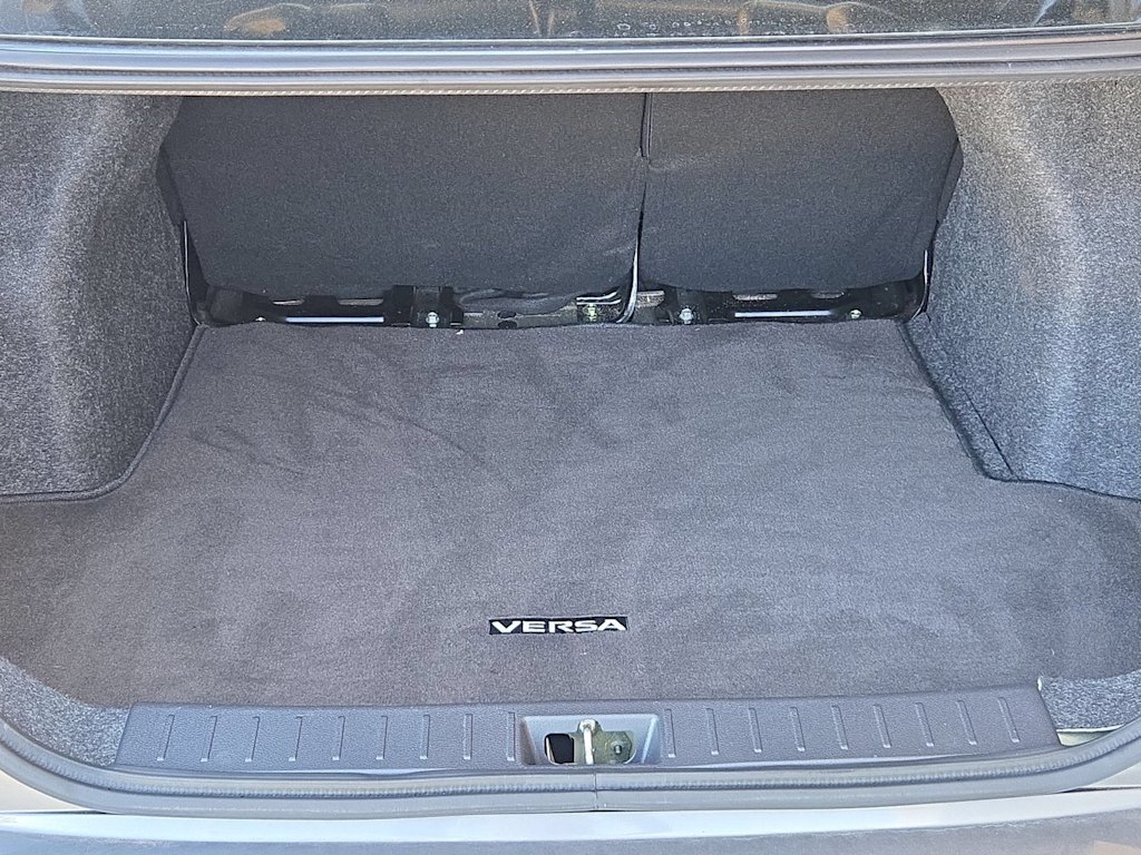 Thumbnail: 2020 Nissan Versa - 18