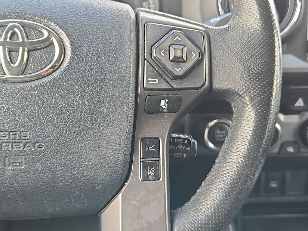 Thumbnail: 2020 Toyota Tacoma - 30