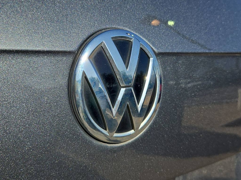 Thumbnail: 2018 Volkswagen Tiguan - 7