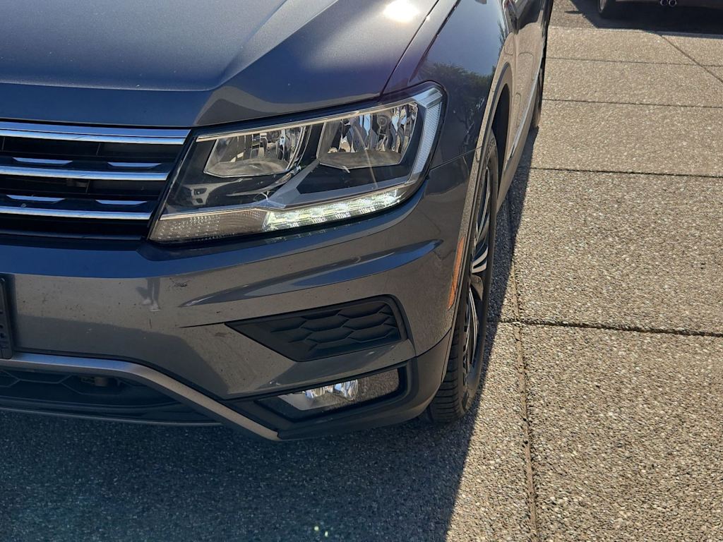 Thumbnail: 2018 Volkswagen Tiguan - 23