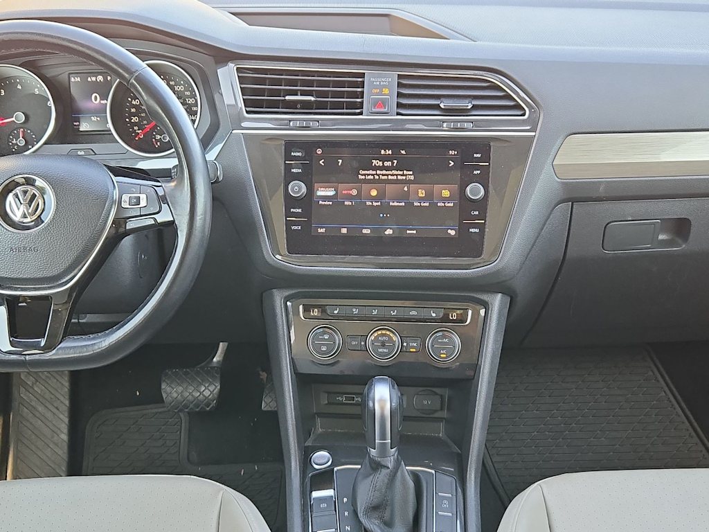 Thumbnail: 2018 Volkswagen Tiguan - 13