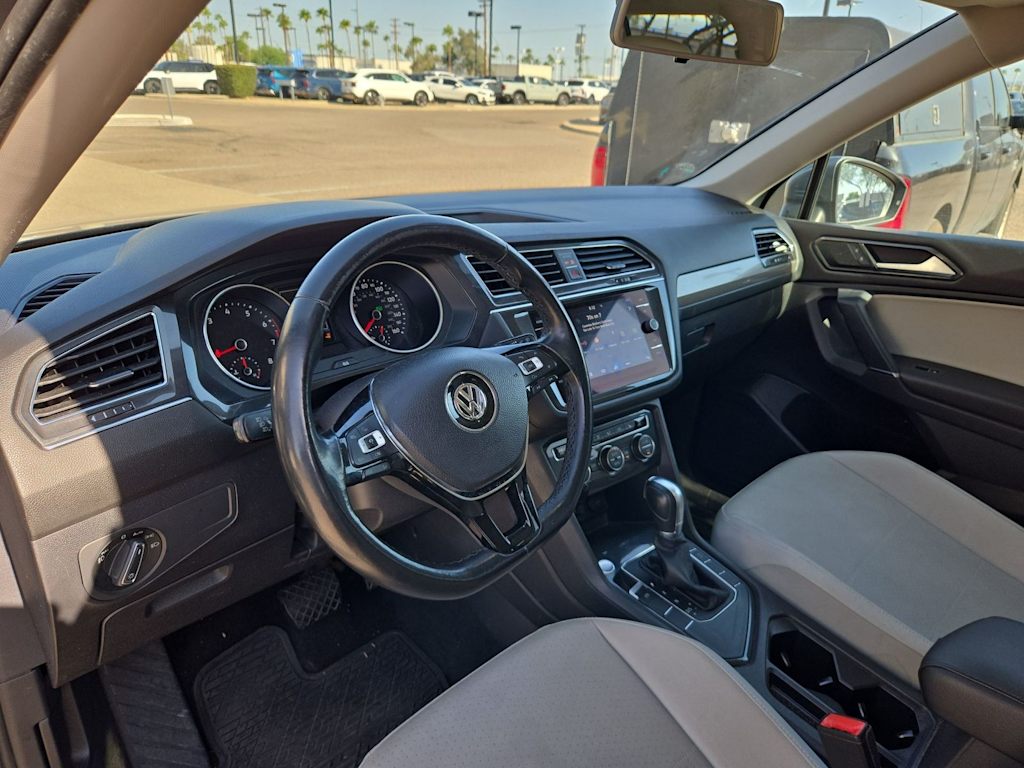 Thumbnail: 2018 Volkswagen Tiguan - 2
