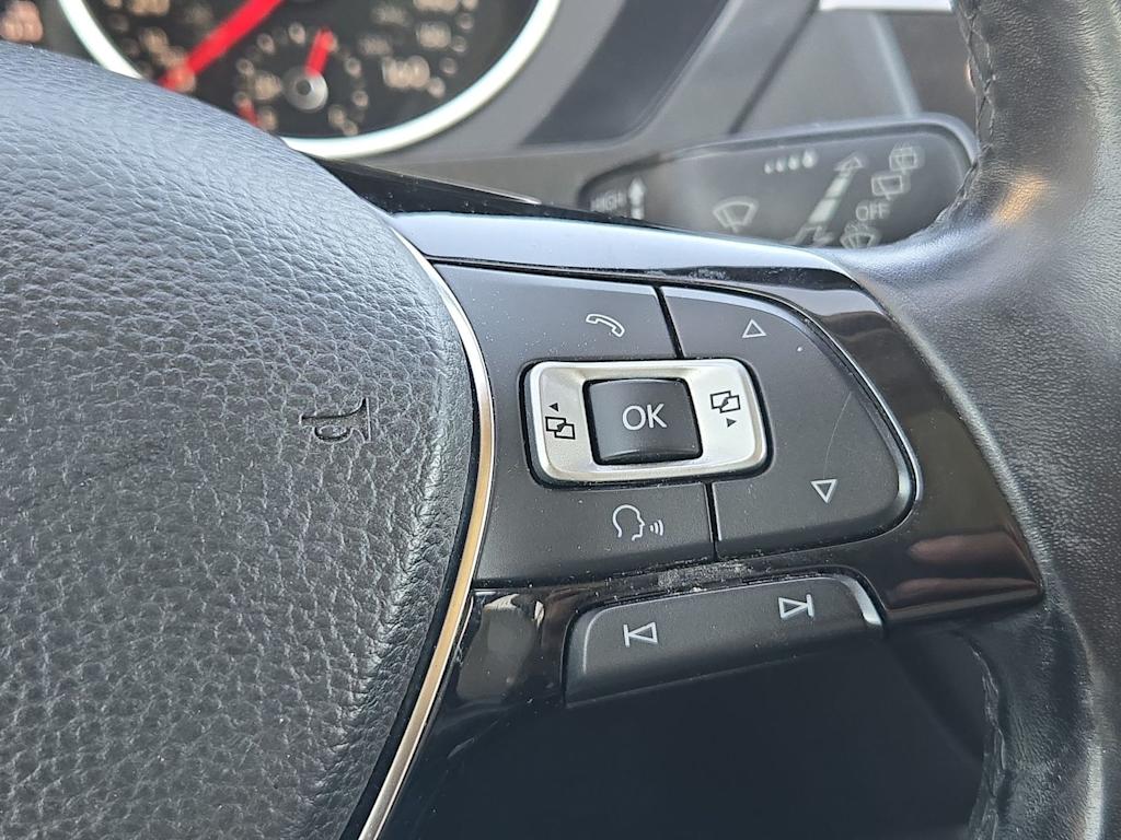 Thumbnail: 2018 Volkswagen Tiguan - 31