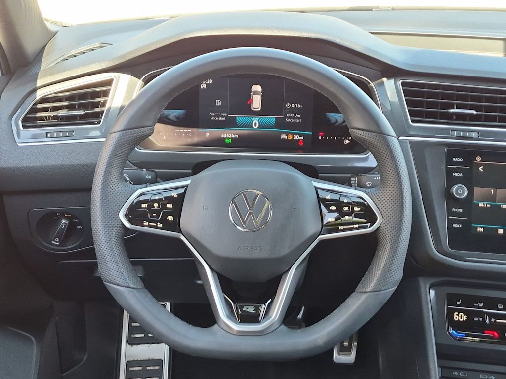 Thumbnail: 2022 Volkswagen Tiguan - 14