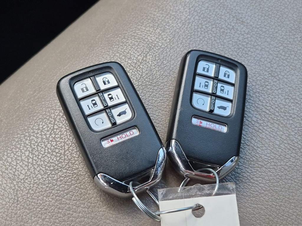 Thumbnail: 2019 Honda Odyssey - 36