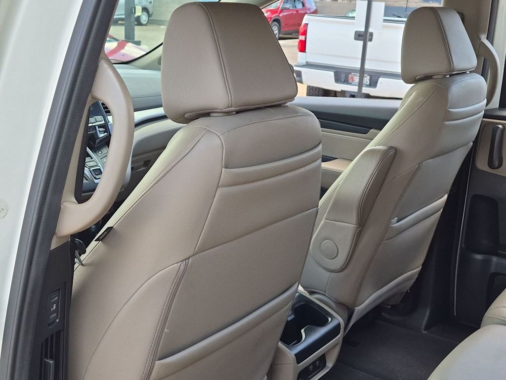 Thumbnail: 2019 Honda Odyssey - 12