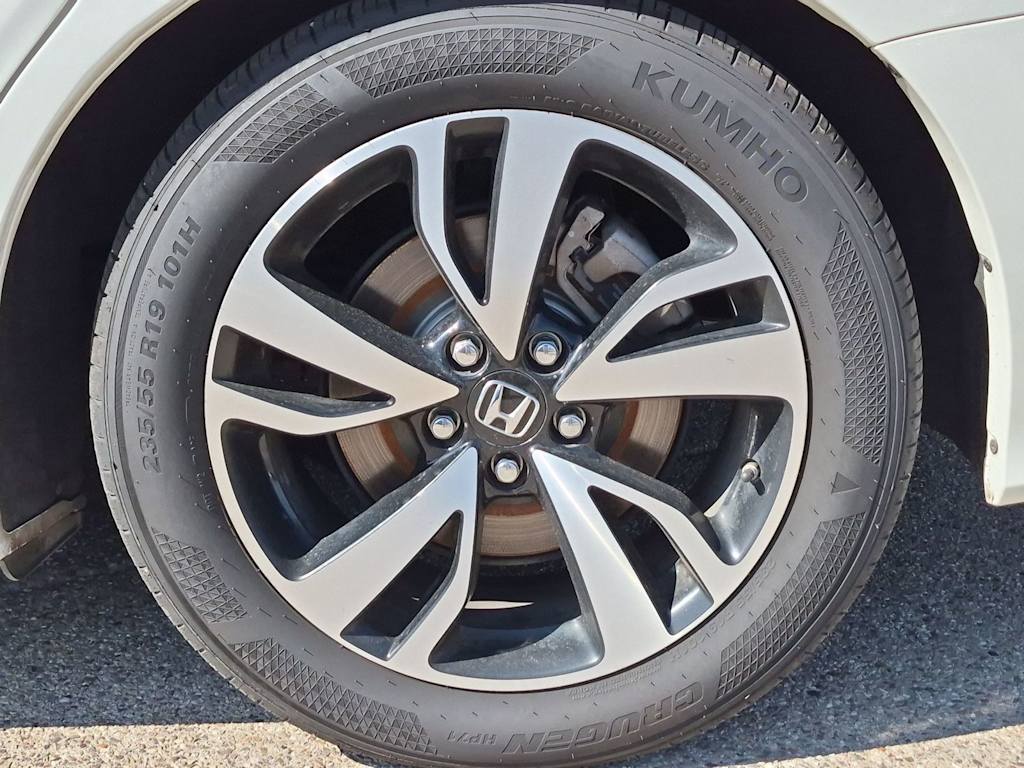 Thumbnail: 2019 Honda Odyssey - 8