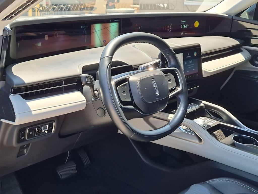 Thumbnail: 2024 Lincoln Nautilus - 2
