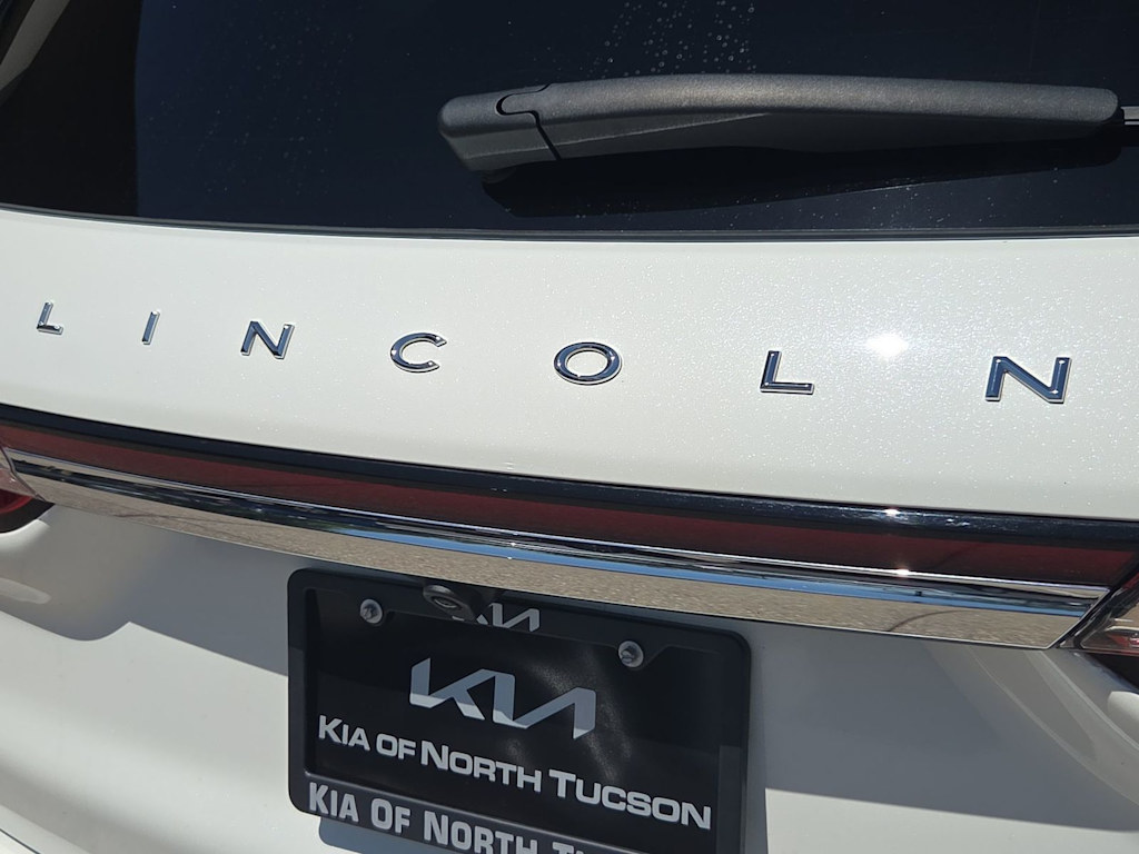 Thumbnail: 2023 Lincoln Corsair - 7