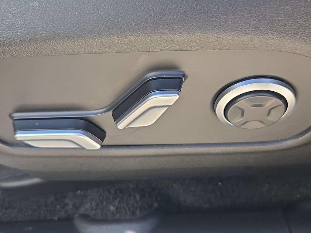 Thumbnail: 2024 Hyundai Santa Fe - 24