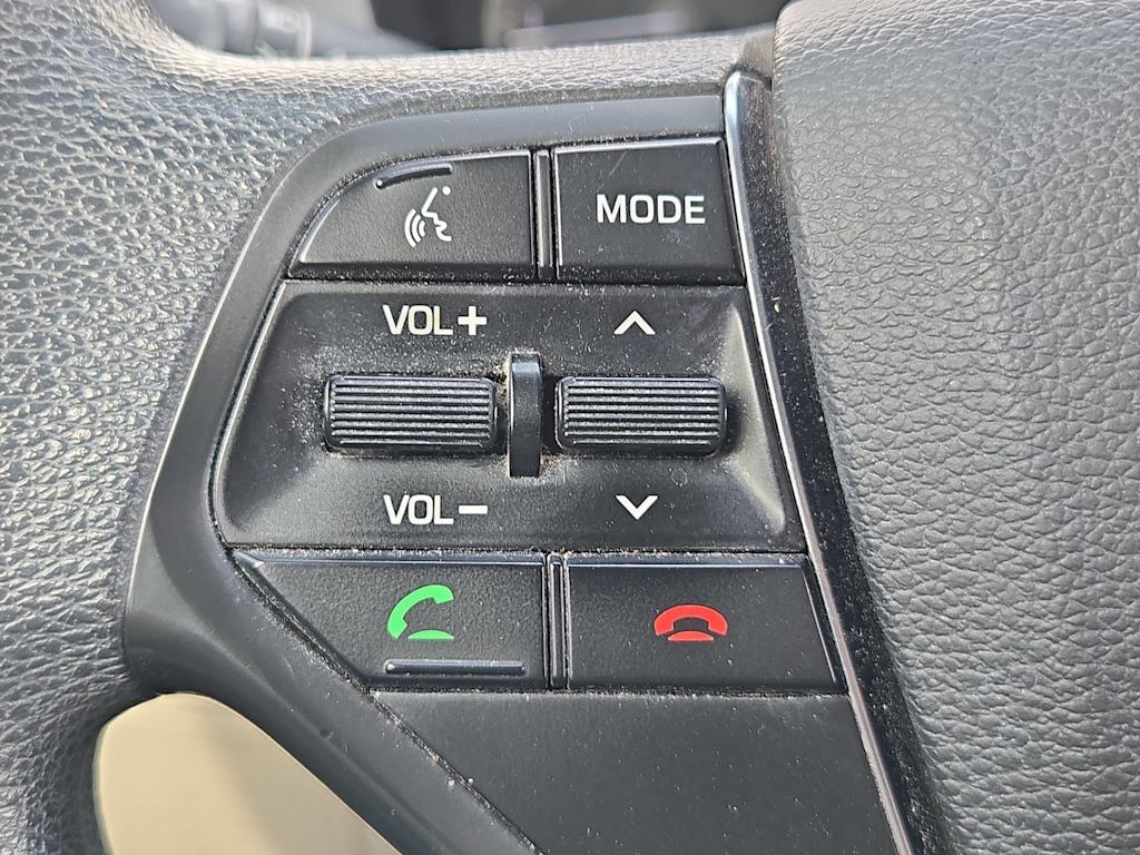 Thumbnail: 2015 Hyundai Sonata - 28