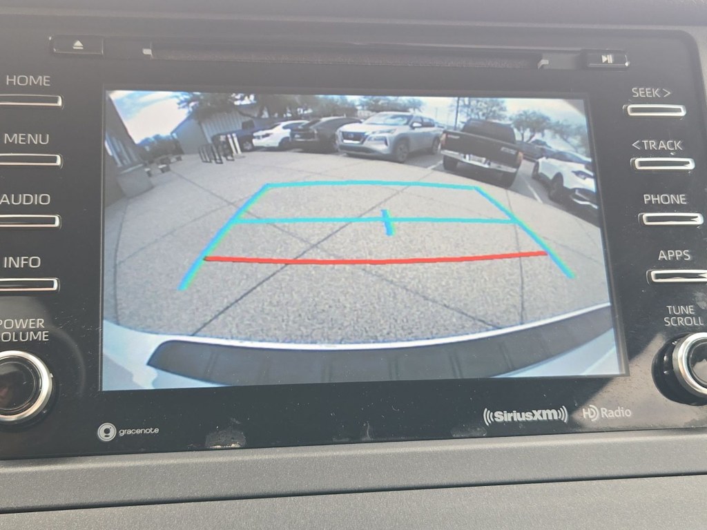 Thumbnail: 2018 Toyota Sienna - 14