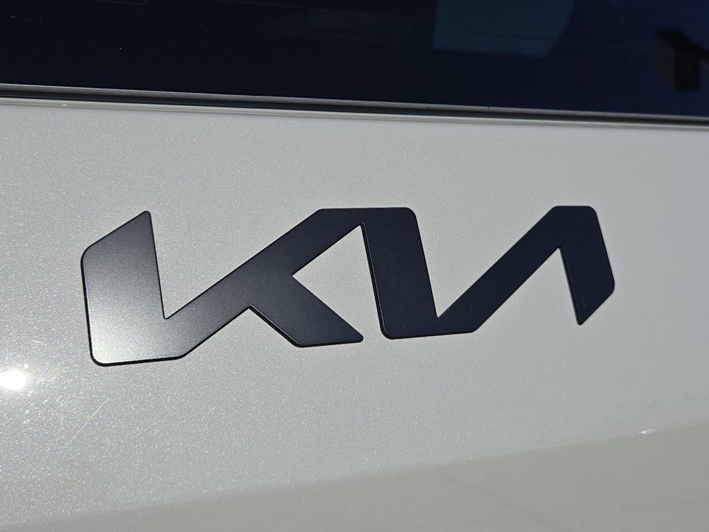 Thumbnail: 2026 Kia EV9 - 23