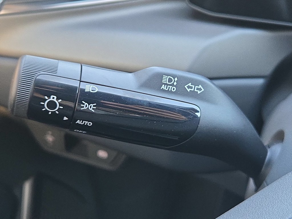 Thumbnail: 2026 Kia EV9 - 34