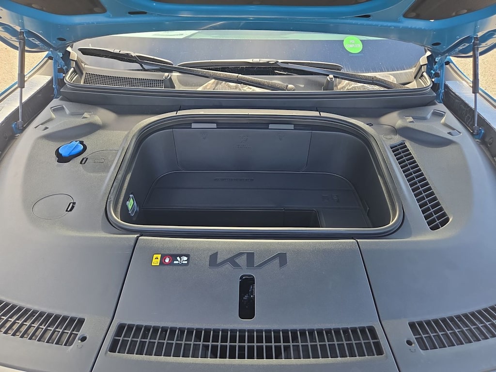 Thumbnail: 2026 Kia EV9 - 9