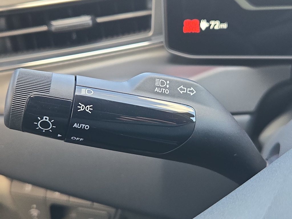 Thumbnail: 2026 Kia EV9 - 33