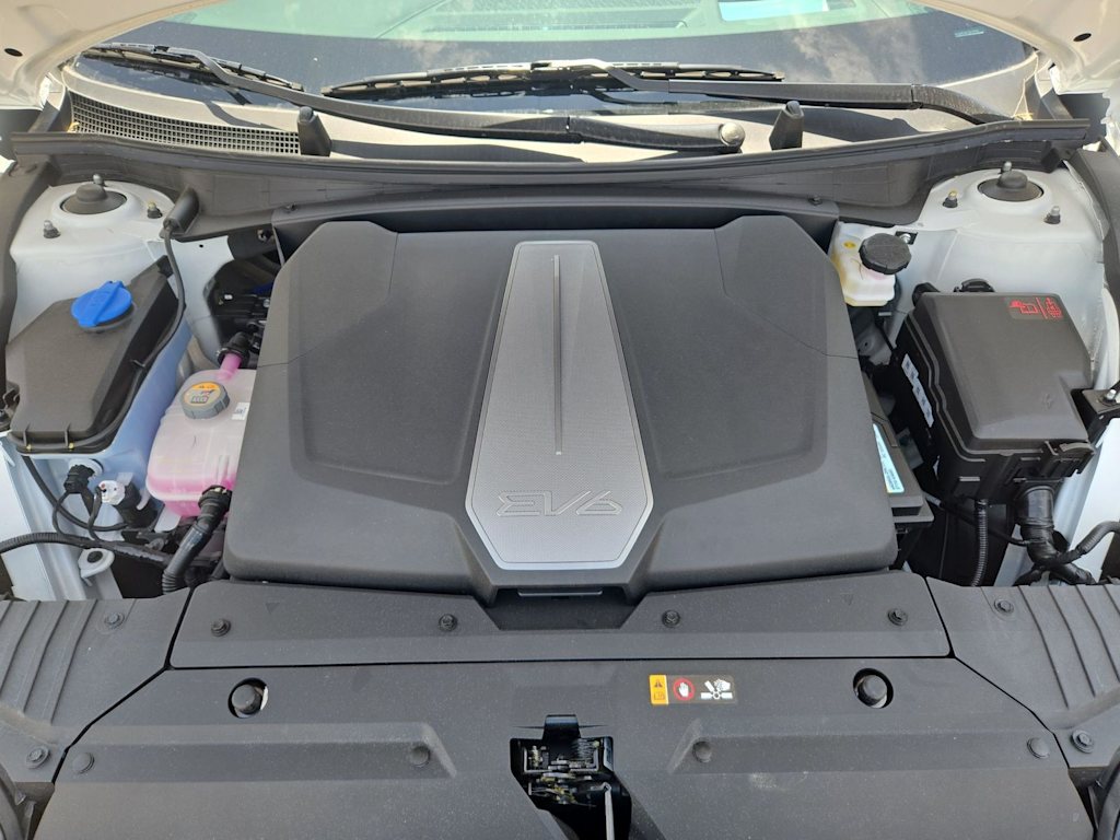 Thumbnail: 2026 Kia EV6 - 8