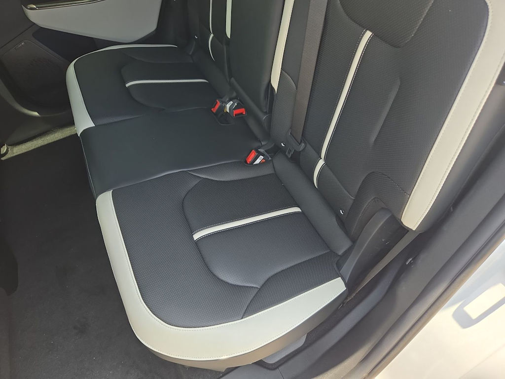 Thumbnail: 2026 Kia EV6 - 12