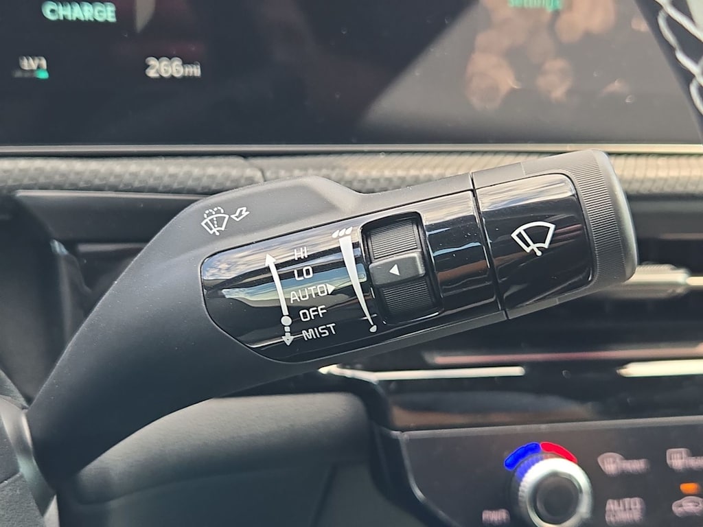 Thumbnail: 2026 Kia EV6 - 14