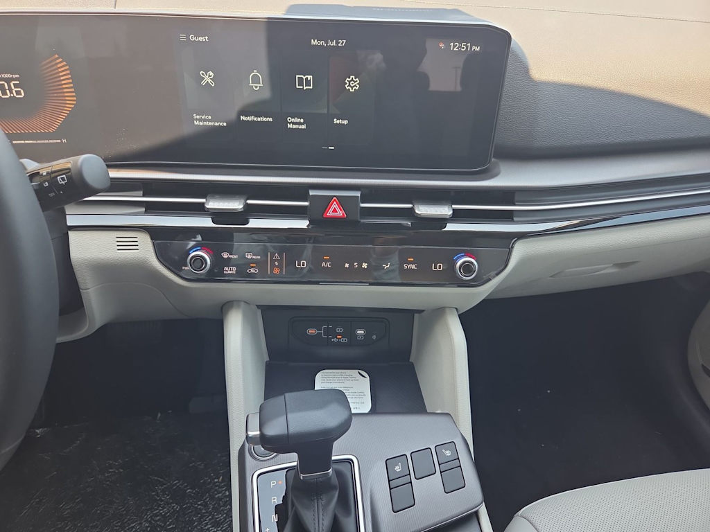 Thumbnail: 2026 Kia Sportage - 14