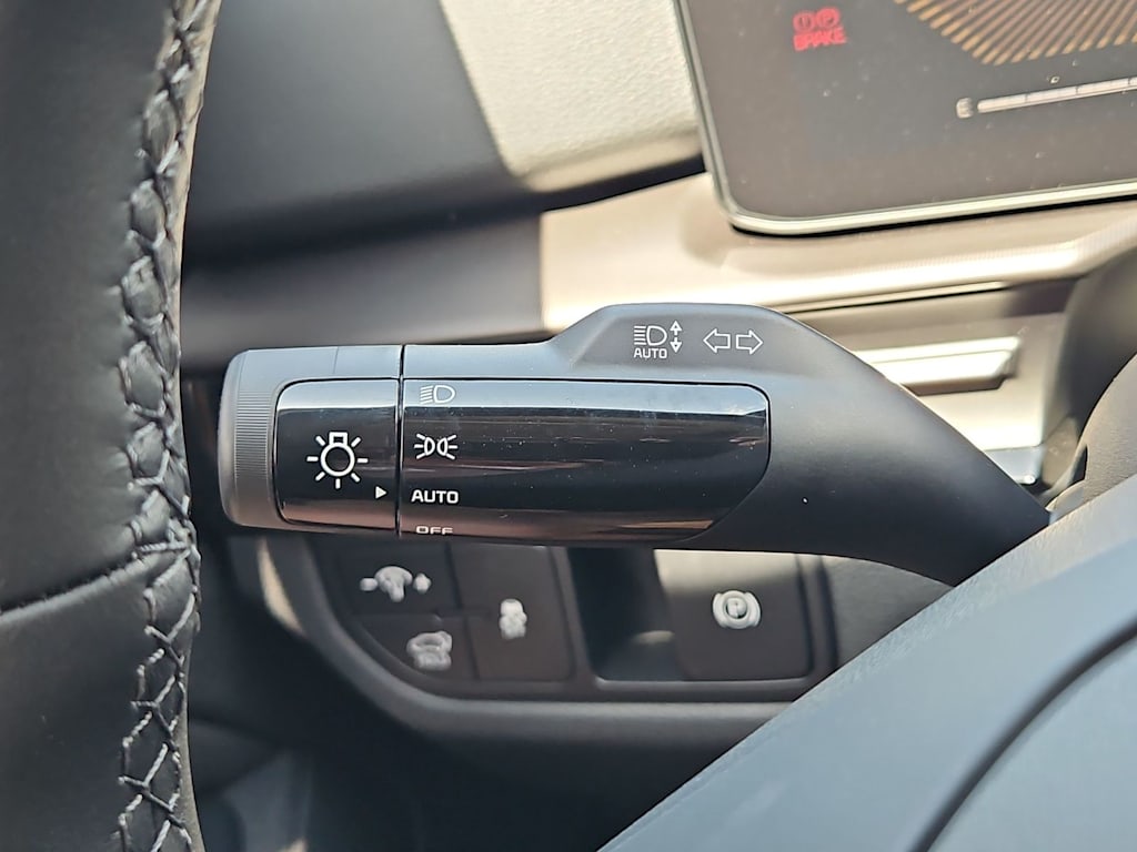 Thumbnail: 2026 Kia Sportage - 32