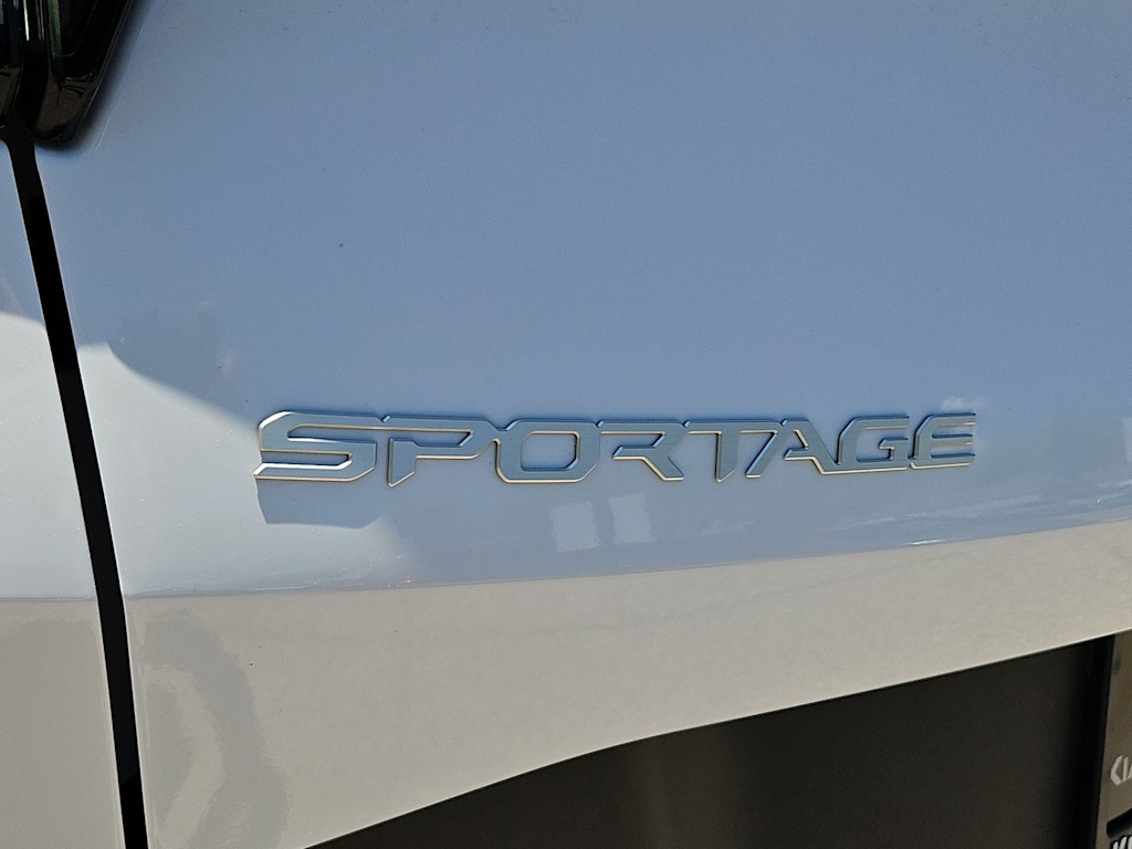 Thumbnail: 2026 Kia Sportage - 7