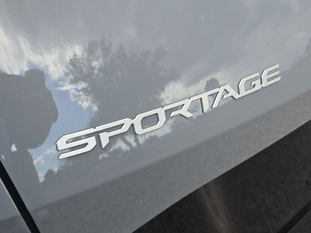 Thumbnail: 2026 Kia Sportage - 26