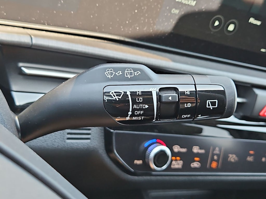 Thumbnail: 2026 Kia Sportage - 32