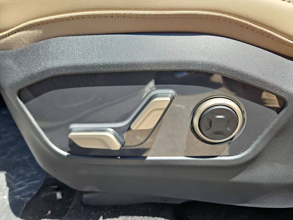 Thumbnail: 2027 Kia Telluride - 24