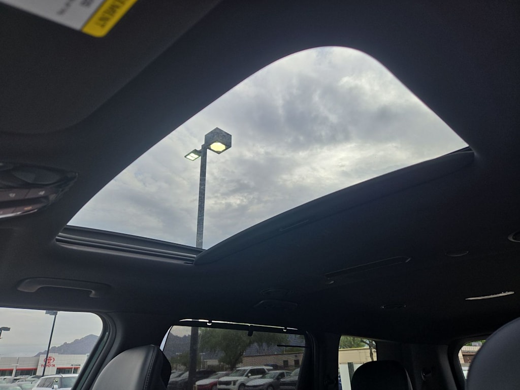 Thumbnail: 2027 Kia Telluride - 26