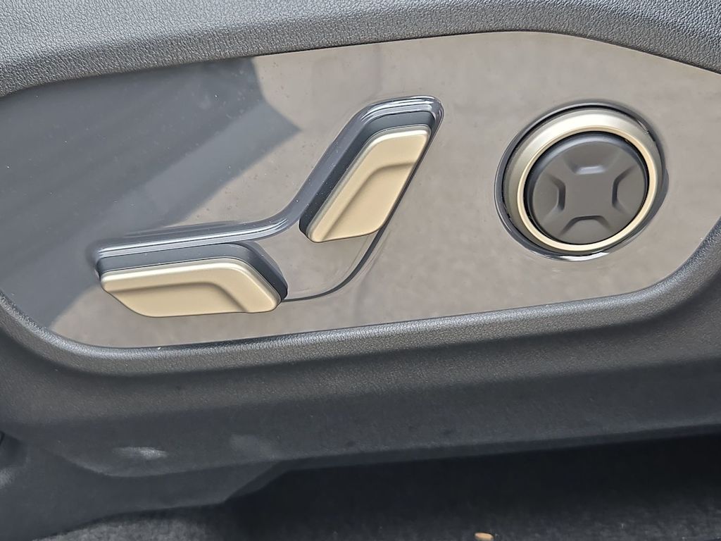 Thumbnail: 2027 Kia Telluride - 25