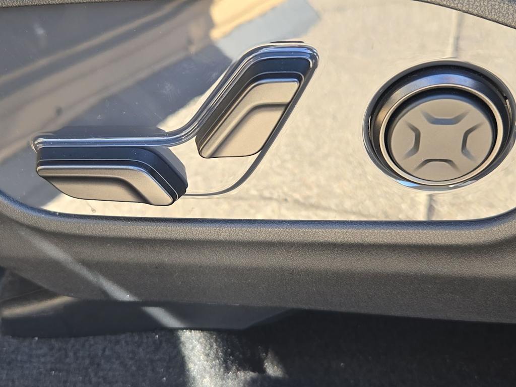 Thumbnail: 2027 Kia Telluride - 25