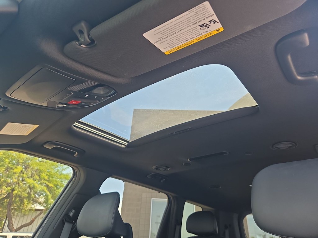 Thumbnail: 2027 Kia Telluride - 26