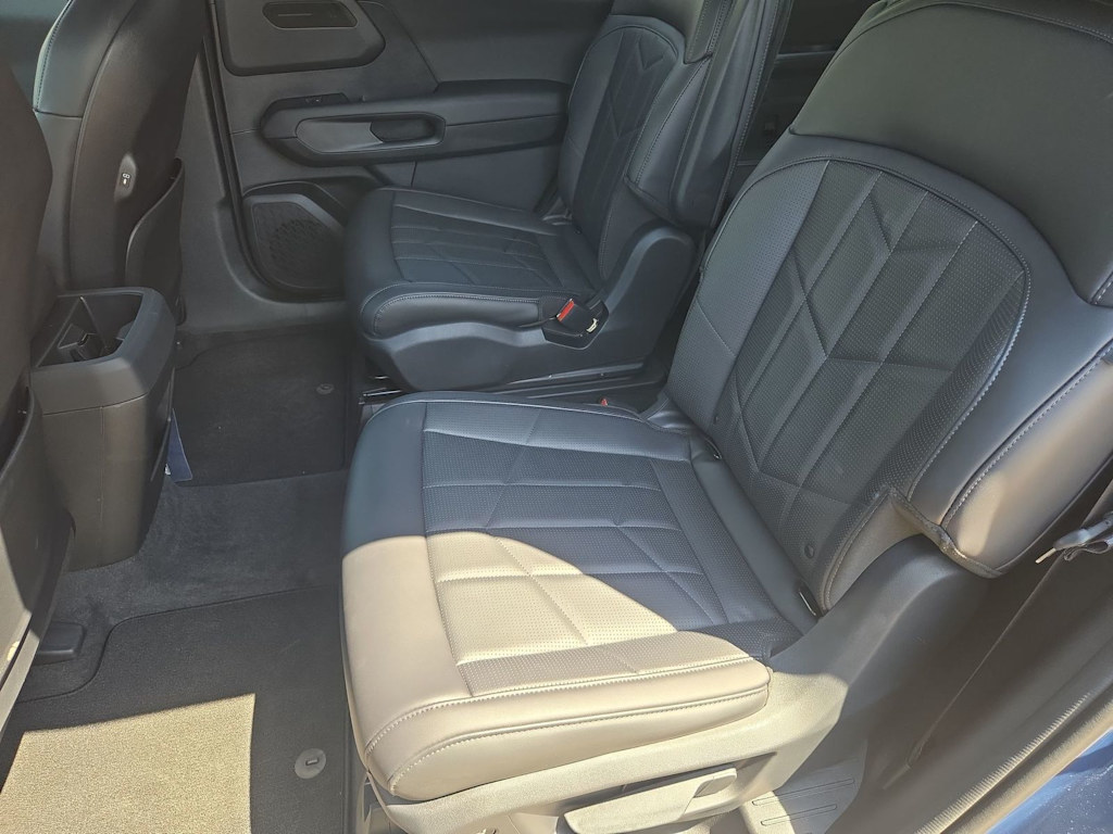 Thumbnail: 2027 Kia Telluride - 27