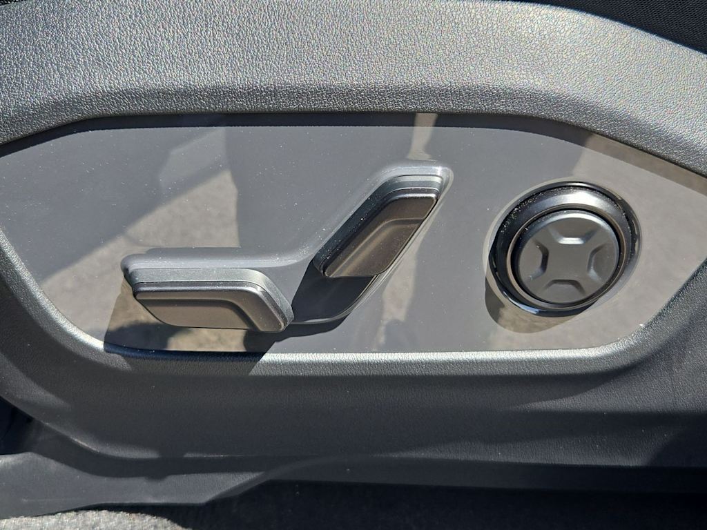 Thumbnail: 2027 Kia Telluride - 25
