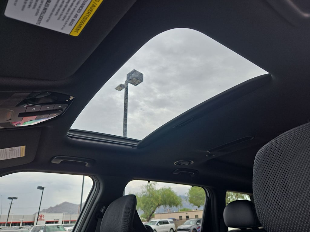 Thumbnail: 2027 Kia Telluride - 26