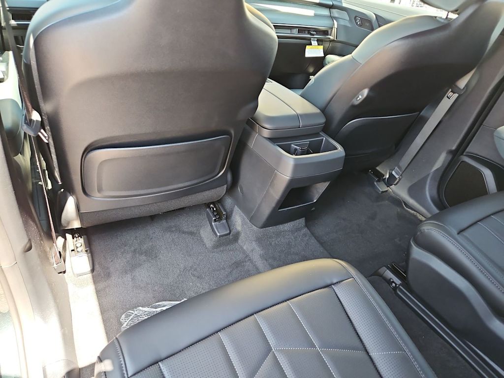 Thumbnail: 2027 Kia Telluride - 27