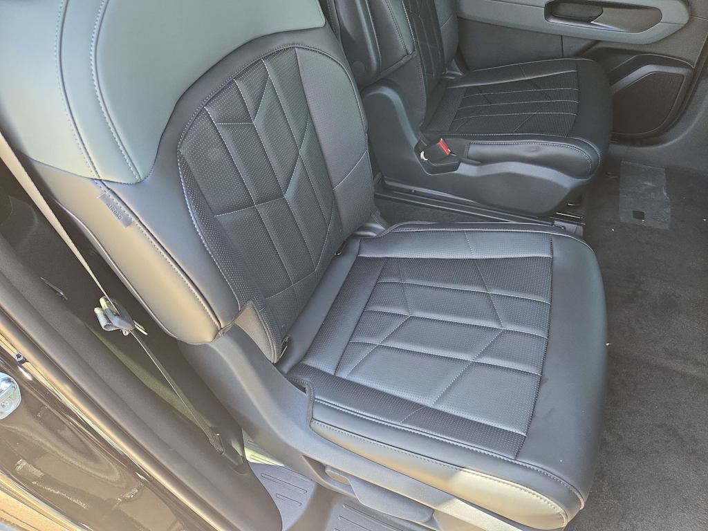 Thumbnail: 2027 Kia Telluride - 26