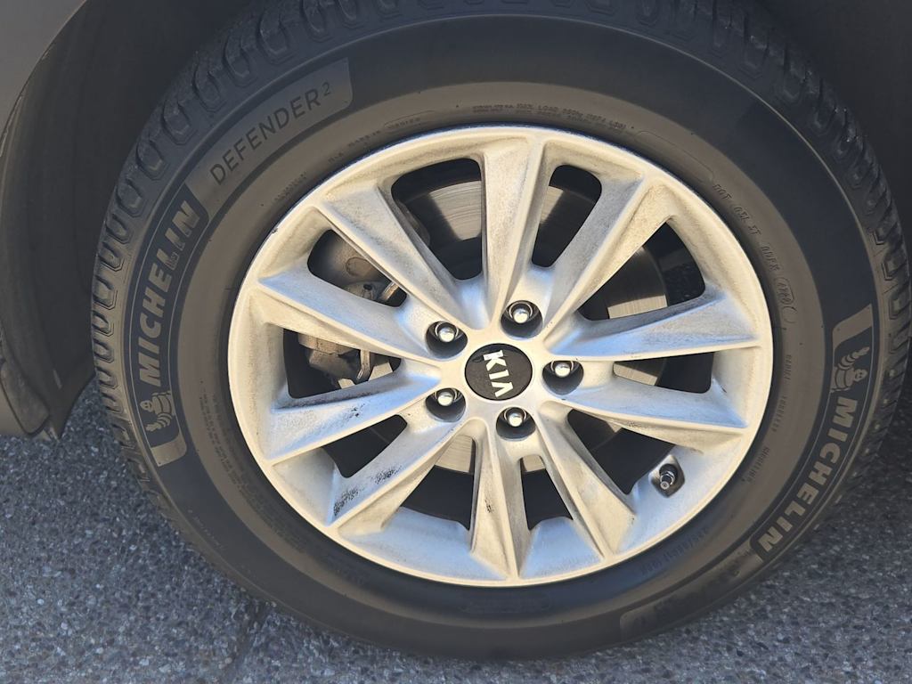 Thumbnail: 2019 Kia Sorento - 8