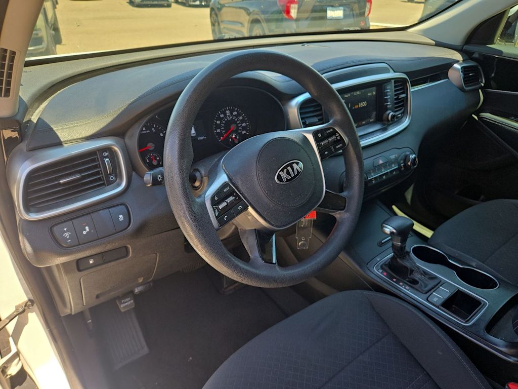 Thumbnail: 2019 Kia Sorento - 2