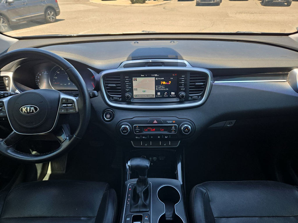 Thumbnail: 2020 Kia Sorento - 9