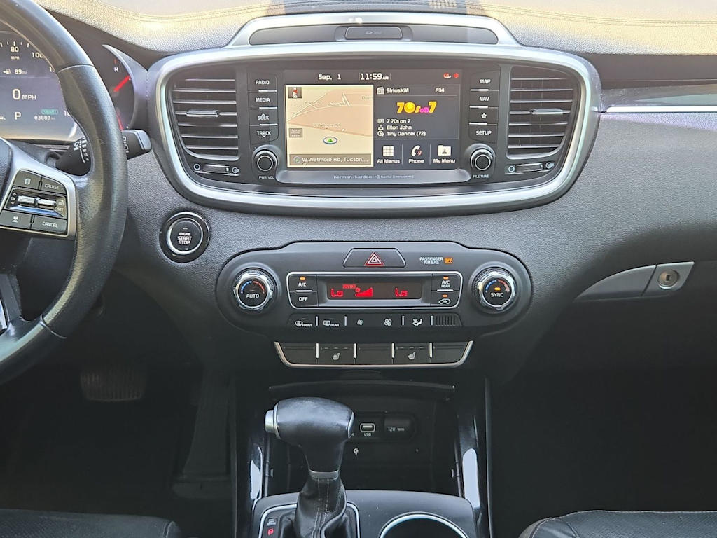 Thumbnail: 2020 Kia Sorento - 14